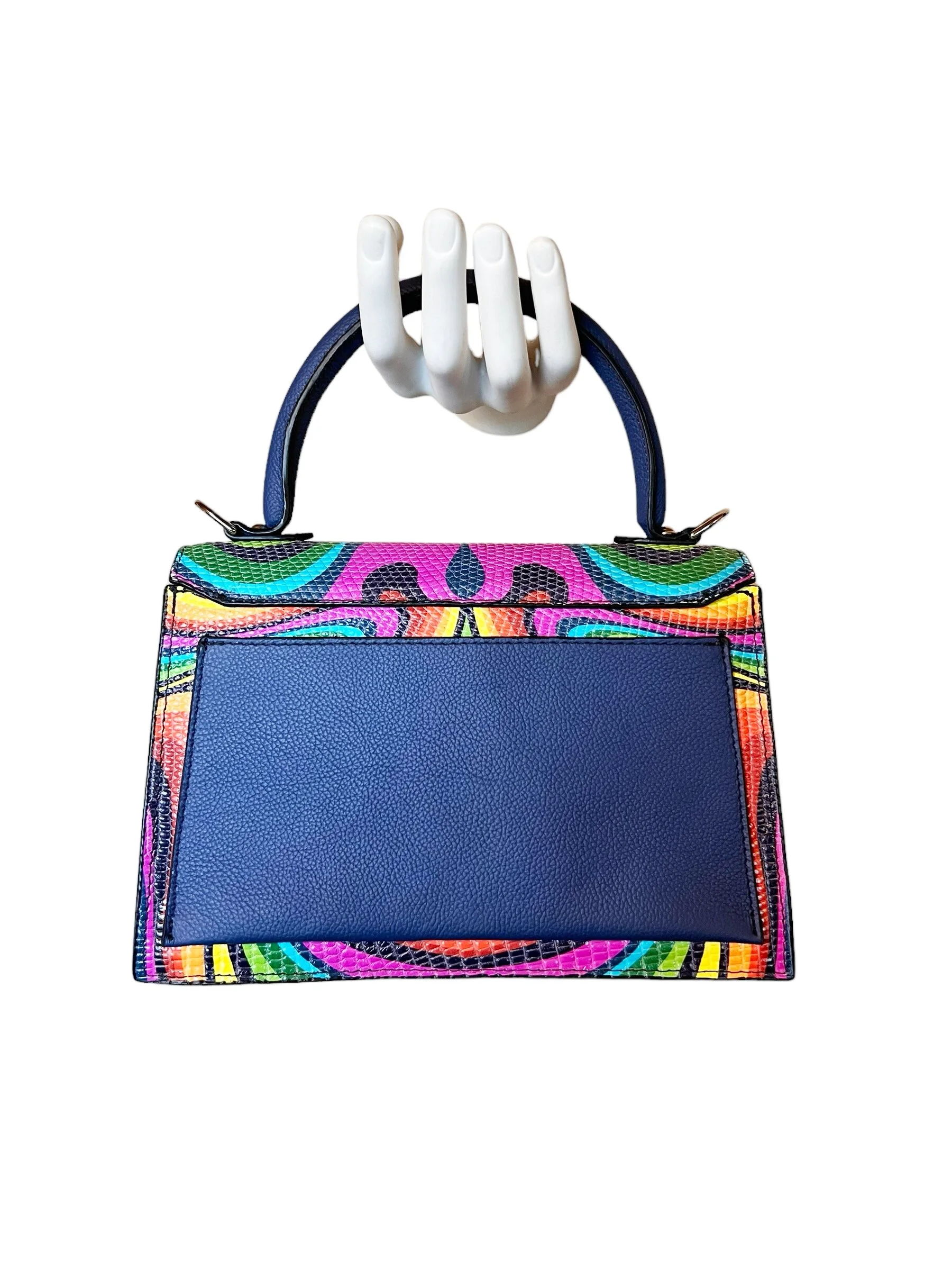 2A15A820-E0FA-41CC-AE91-BBC1B258D1CD