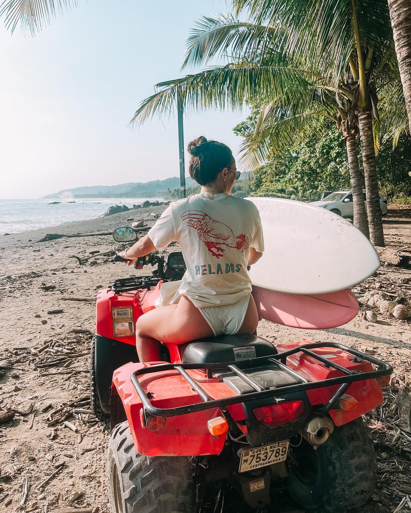 Chill sis @hadchill down in Costa Rica doing the chillest things in our new Helados tee! Available at all scoop shops.🌊🍨