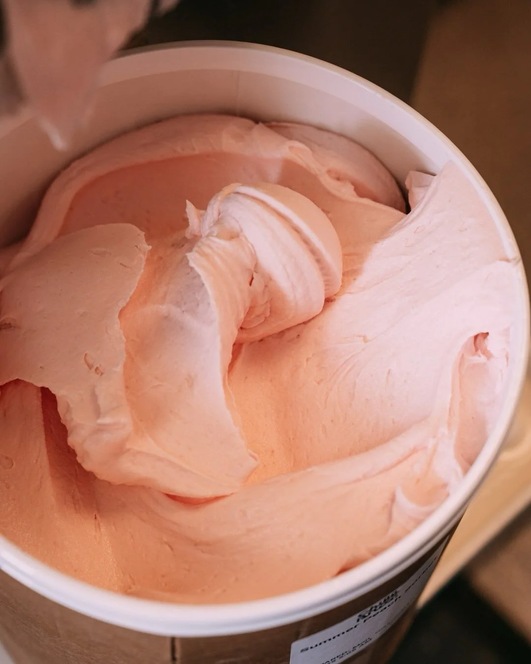 Pretty as a peach 🍑🤍

If you haven&rsquo;t already tried our Just Peachy ice cream and Summer Peach Sorbetto, you&rsquo;re seriously missing out!