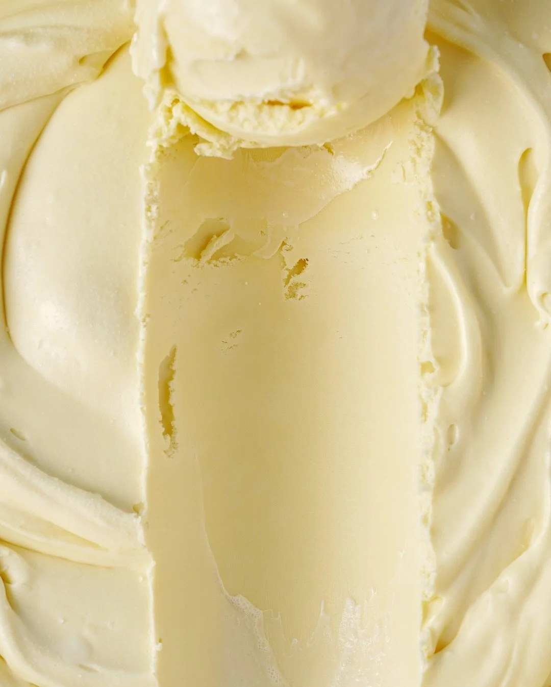 Runamok Salted Maple π 
Rich, maple ice cream made with @runamokmaple Sugarmaker’s Dark Maple Syrup and a dash of salt.