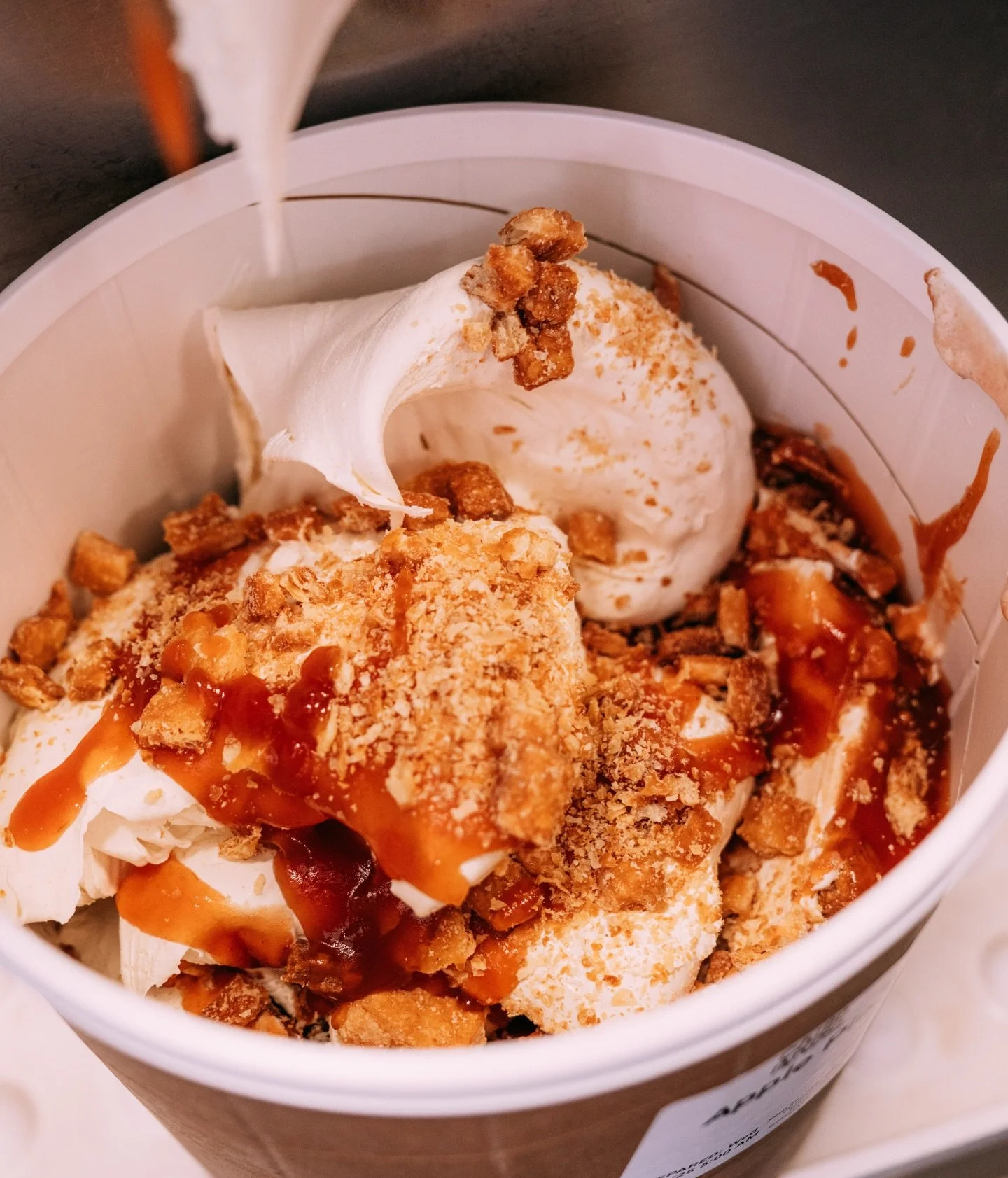 The perfect fall ice cream flavors to complete your Thanksgiving celebration! 🍗🦃🥧🍨🍁

Apple Pie, Mad Vanilla, Fluffer Pumpkin, Brown-Butter Praline-Pecan, Bees Knees, and Runamok Salted Maple! 

We are closed Thanksgiving day so you better come i