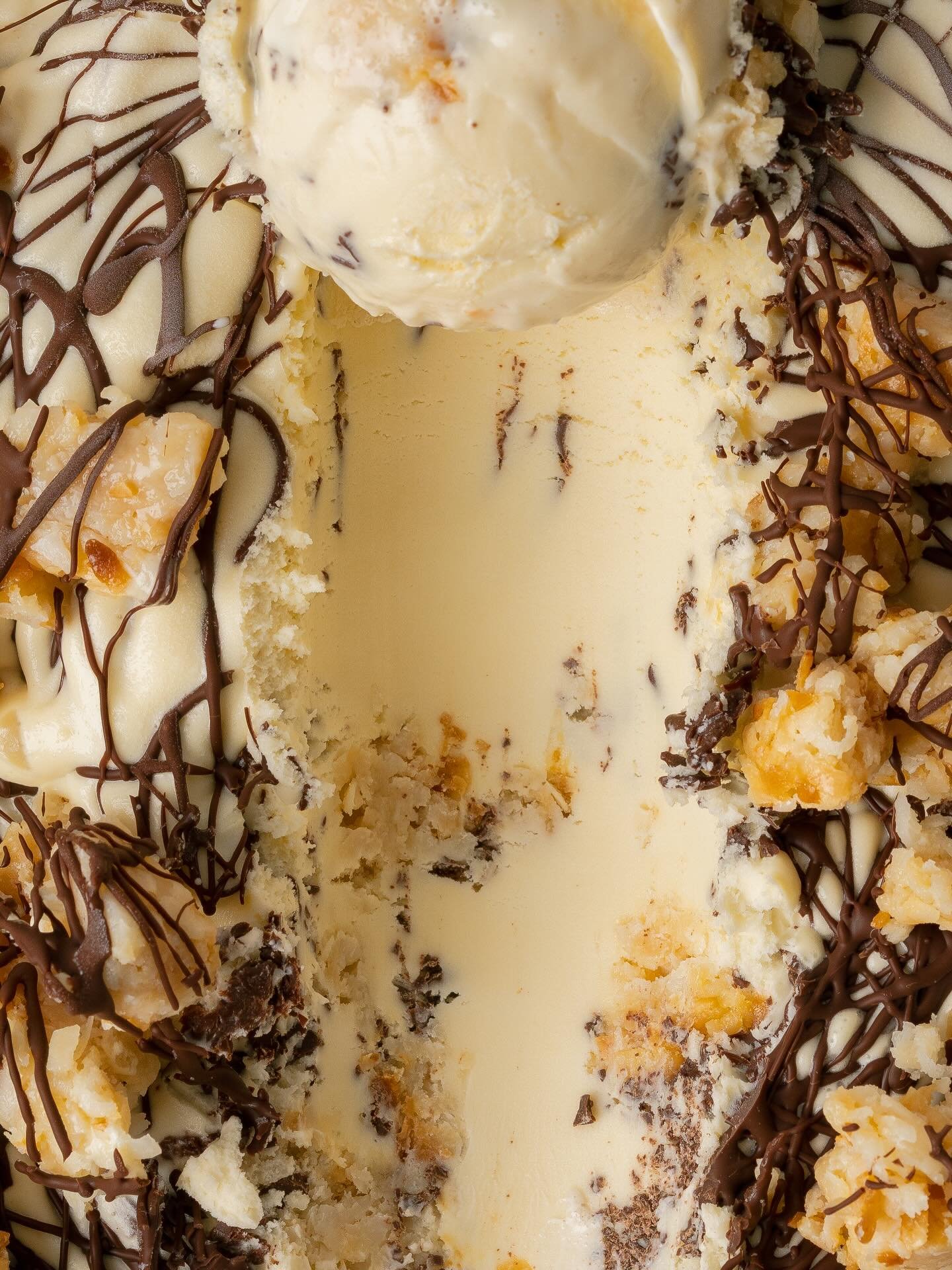 Toasted Coconut Macaroon and Tampa Banana, tropical flavors fit for sailing the high seas ⚓️🍌🥥

P.S. Gear up for Gasparilla! Spend $25 and get a free bandana.
Get &rsquo;em before they&rsquo;re gone!