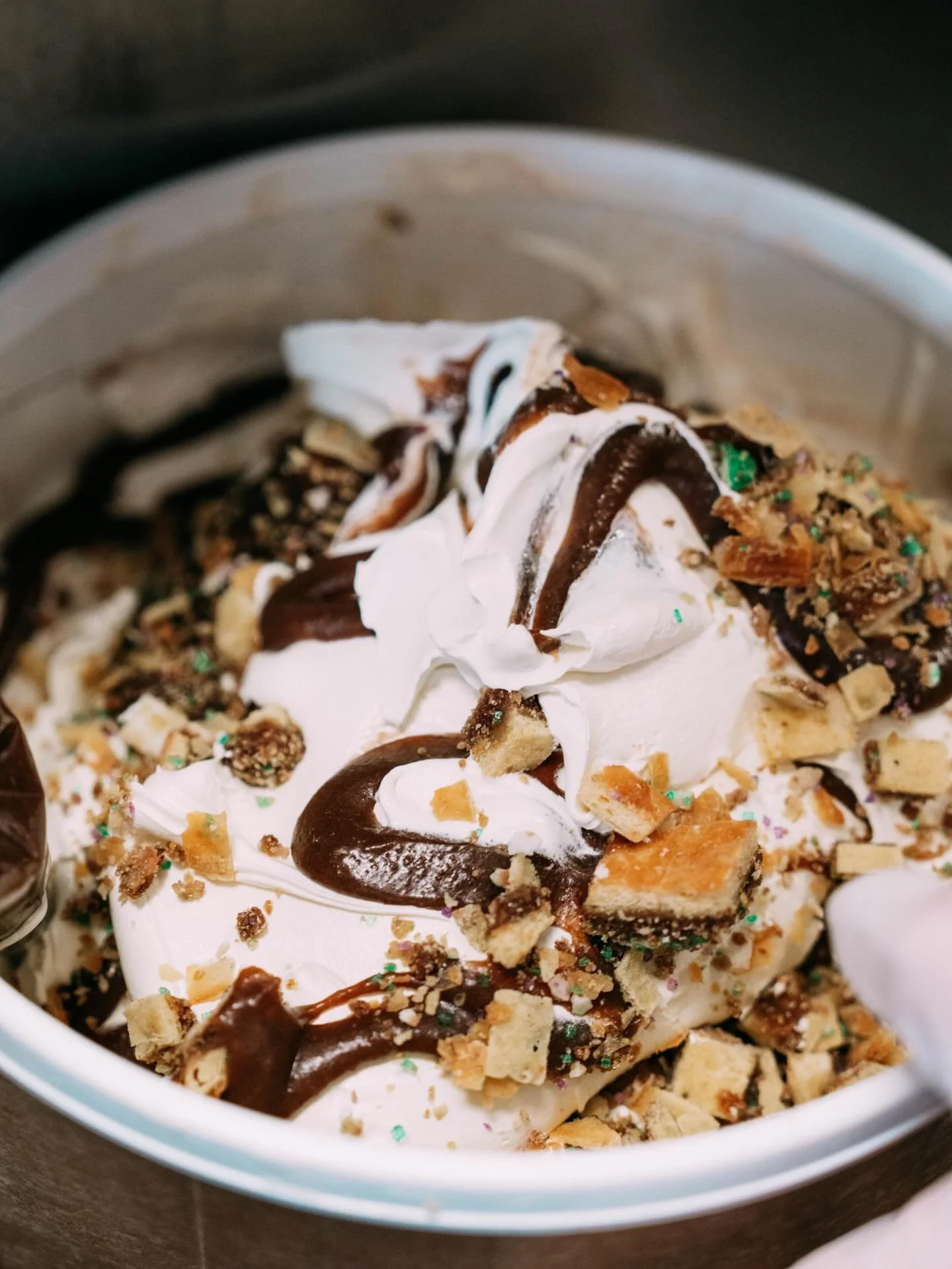 Last call for King Cake 👑
Available through the weekend only, then we say goodbye till next time. 💜💛💚