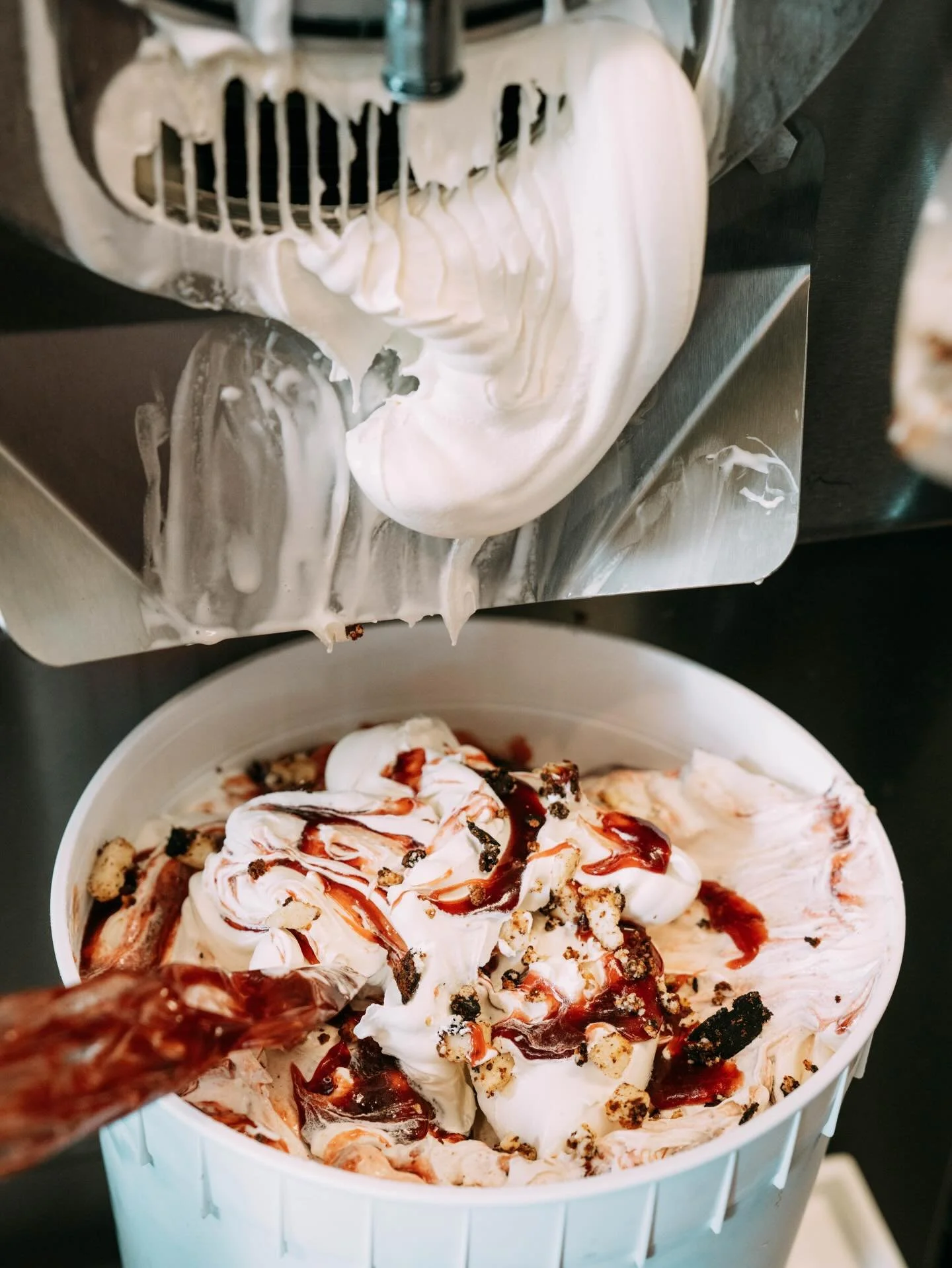 Last chance for Strawberry Basque Cheesecake 🍓 Don&rsquo;t miss your scoop!