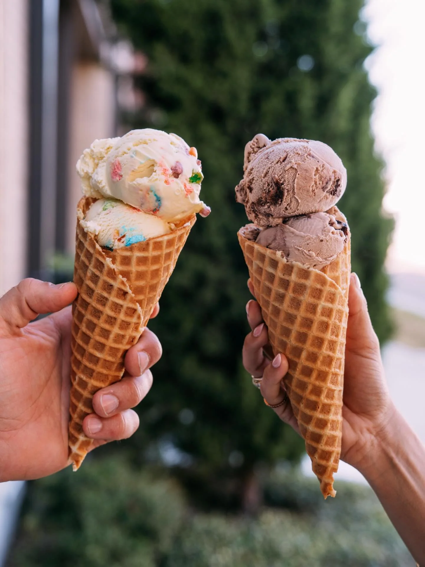 Happy St. Patty&rsquo;s Day! 🍀 There&rsquo;s no better way to celebrate than with a scoop of Finnegans Cake and Luck o&rsquo; the Irish, treat yourself little lad.