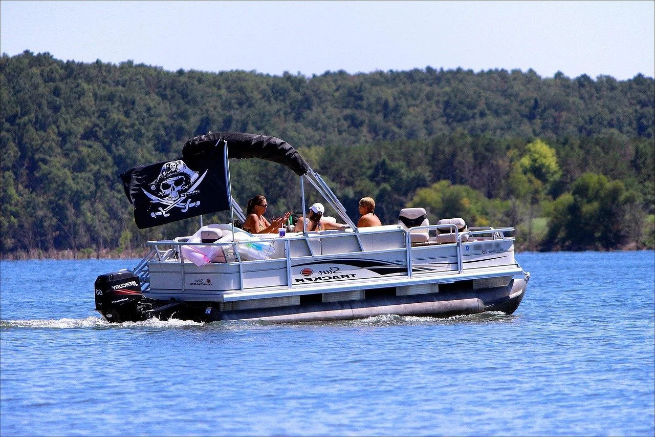 pontoon-891830_1280.jpg