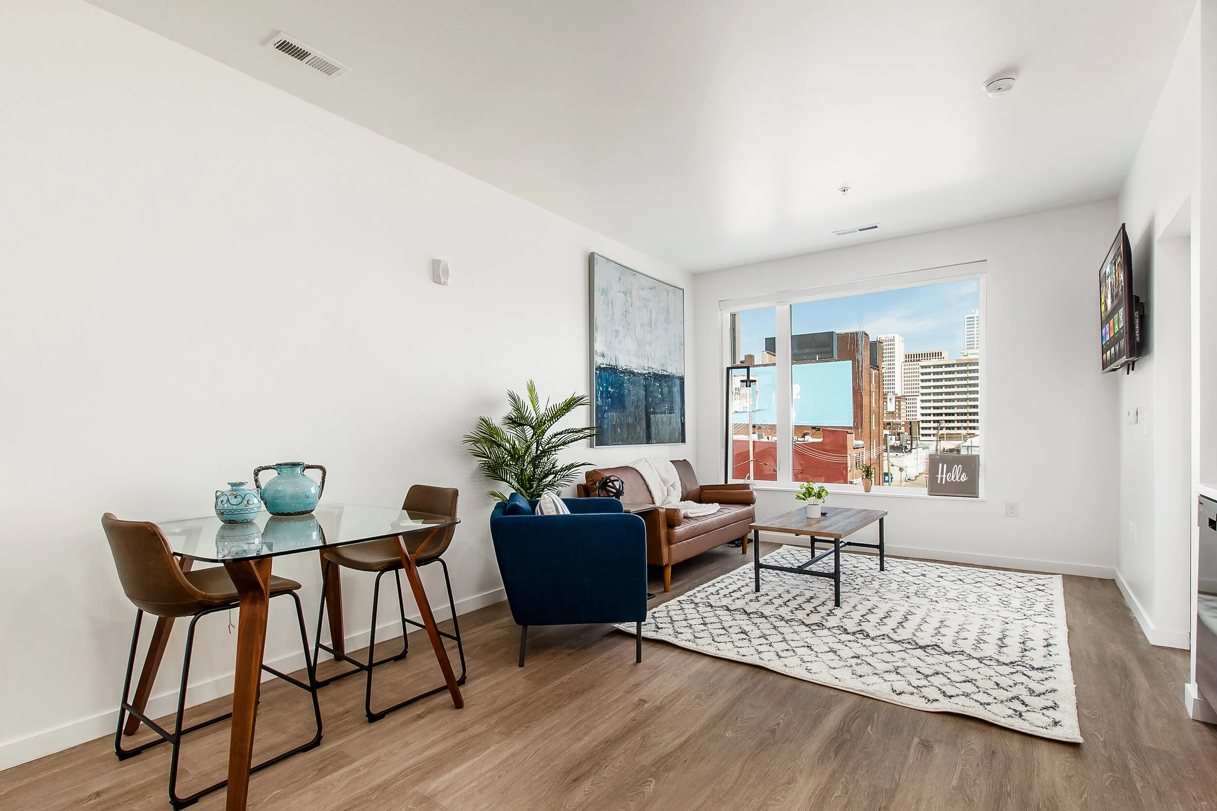 Harlow Apartments Downtown Columbus, Ohio Studio and 1 Bedroom