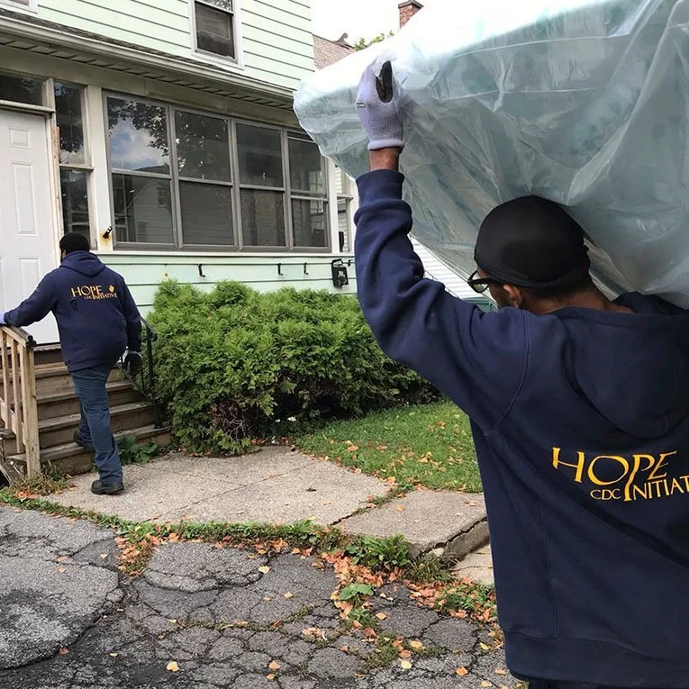 furniture+kit+delivery-sm.jpg