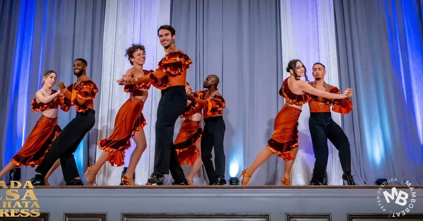 ARAGUACU FUEGO 🤎
📸 @mambobeatphotography
🕺🏿💃🏽Dancers: @its_kbibs @antoniozambrano_ @theofficialfreezynumerouno
@emkhay_dance @iza.navas 
Veronica, Alexandra, Andrew

What a season! ✨️
From Madessimo, to MSC, to Salsa At Blue Mountain, St.Clair,