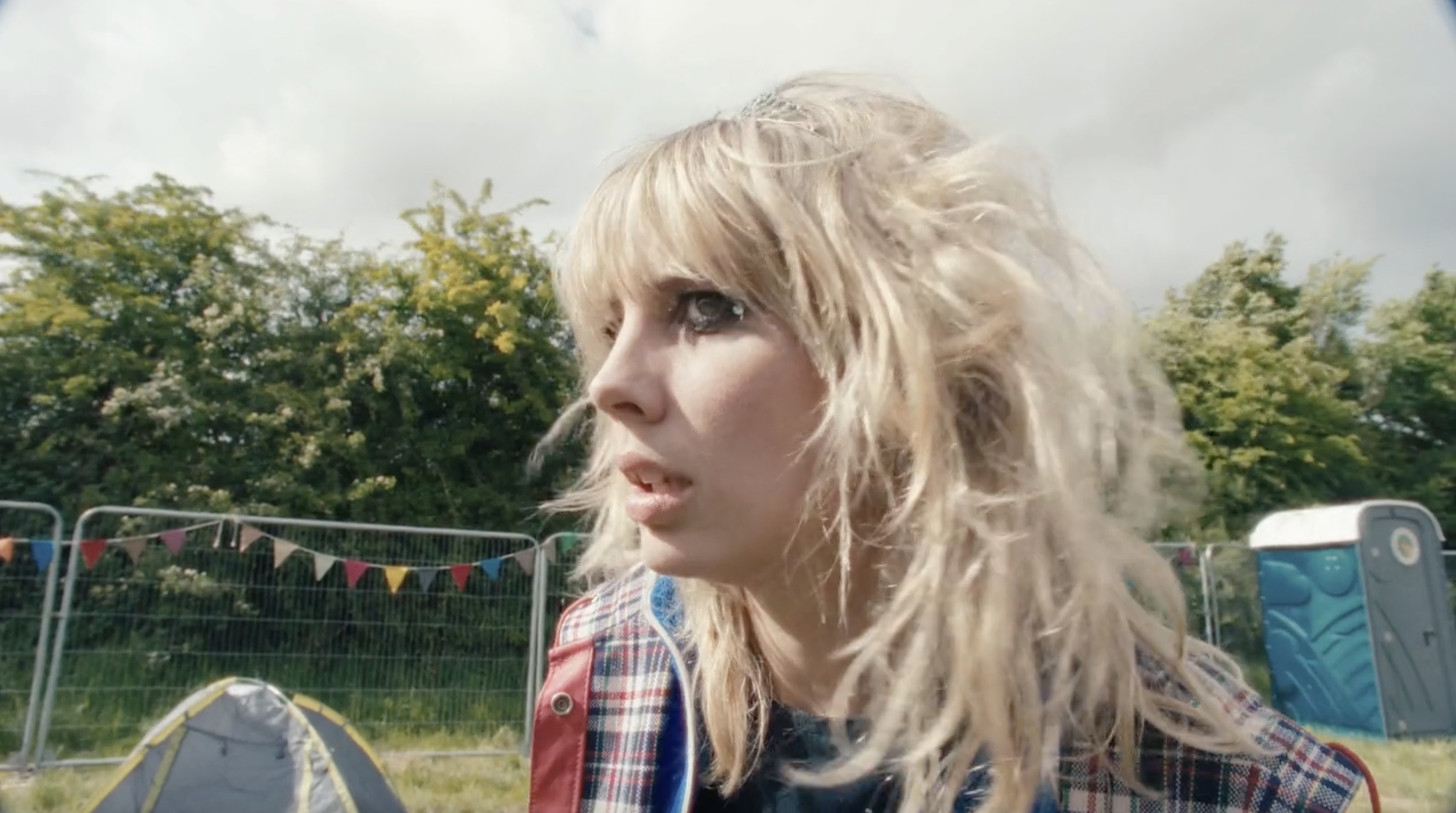 Wolf Alice x Jonah Stan - 'Festival'