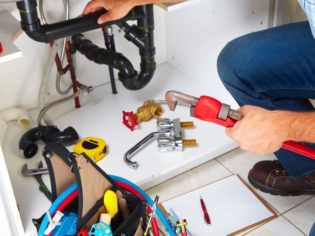 Plumber-On-The-Kitchen-.jpg