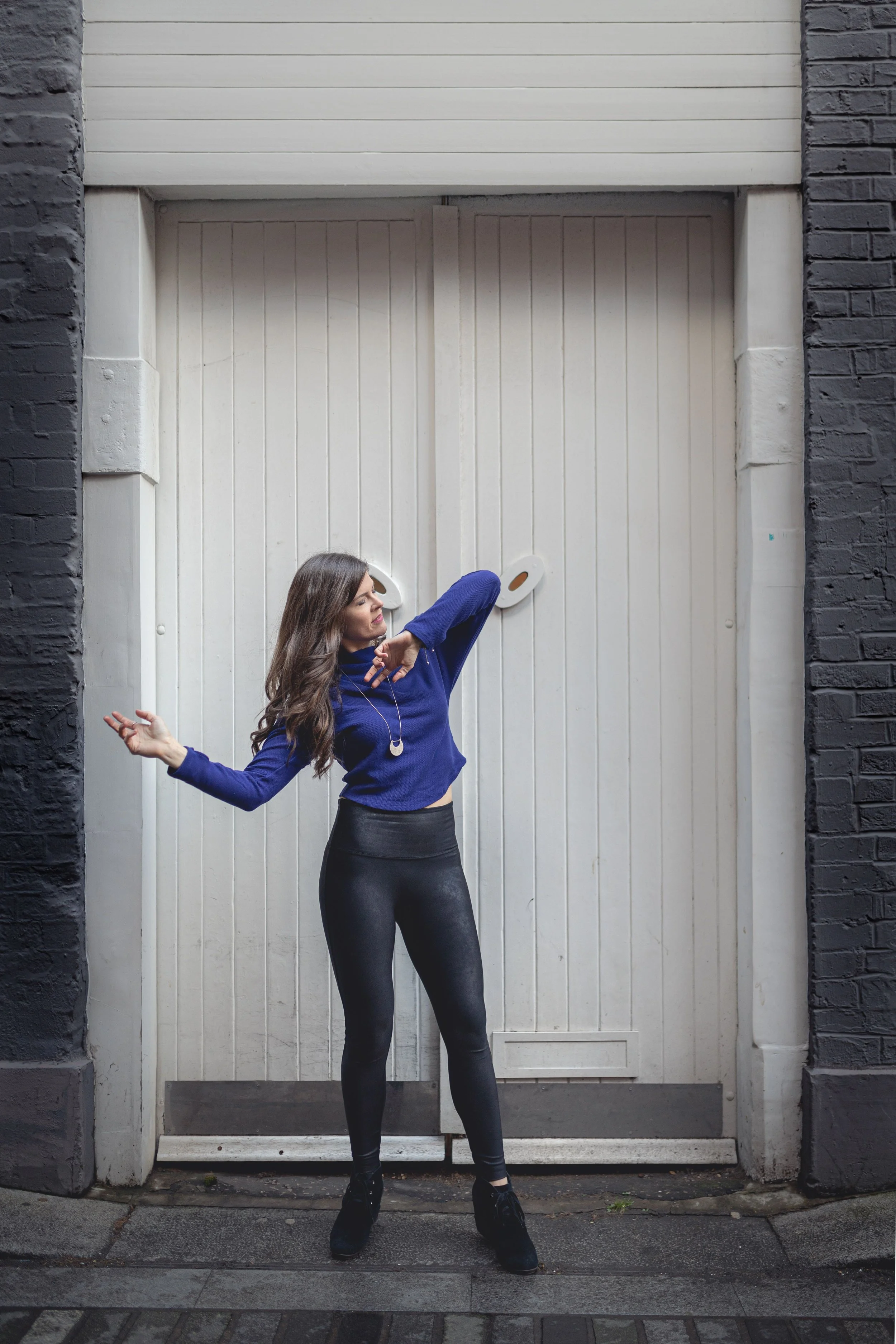 Embodiment, Self-Confidence and Freedom