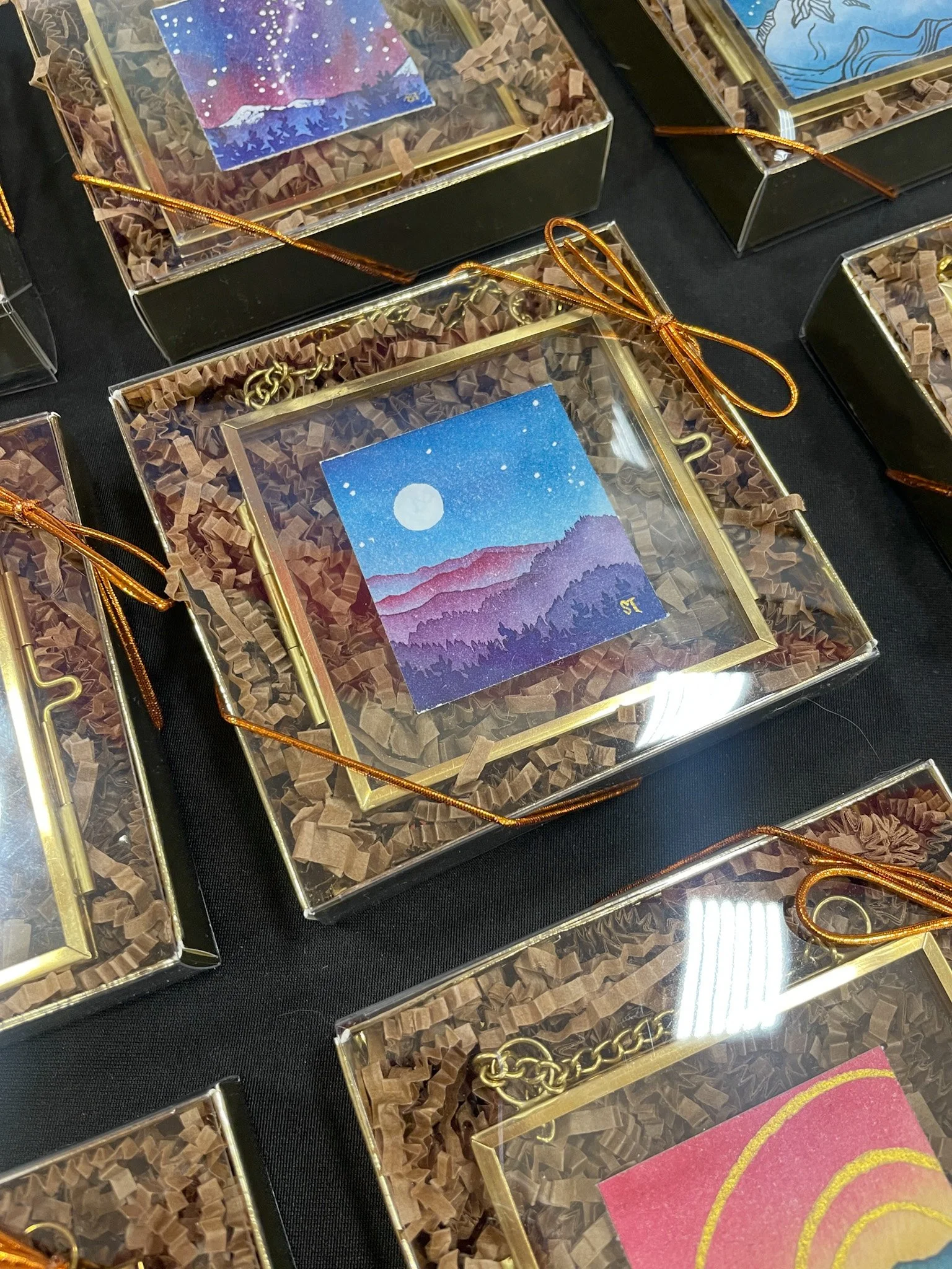 holiday-ornaments-shelby-thayne-art