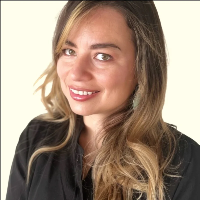 Ana Carolina Ledermann Justiniano, Social Media Lead