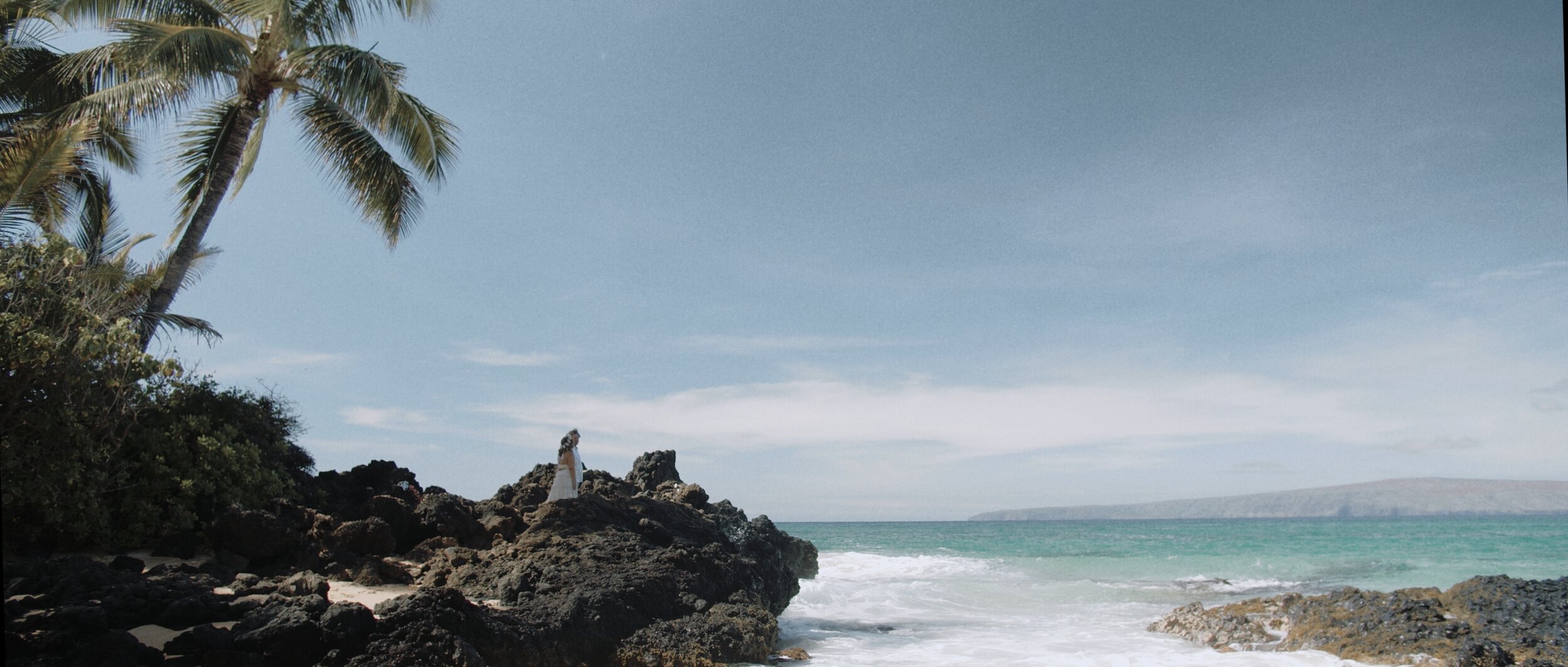 makena-cove-beach-elopement-maui-hawaii-liz-mark-_3.3.4.jpg