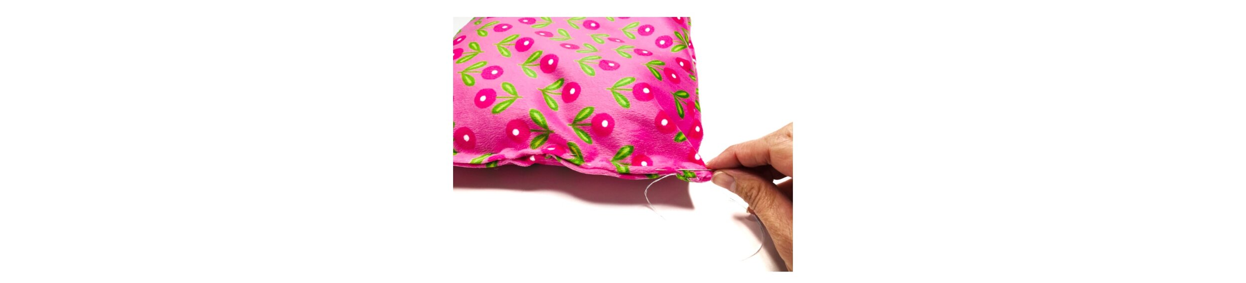 DIY bow pillow.jpg