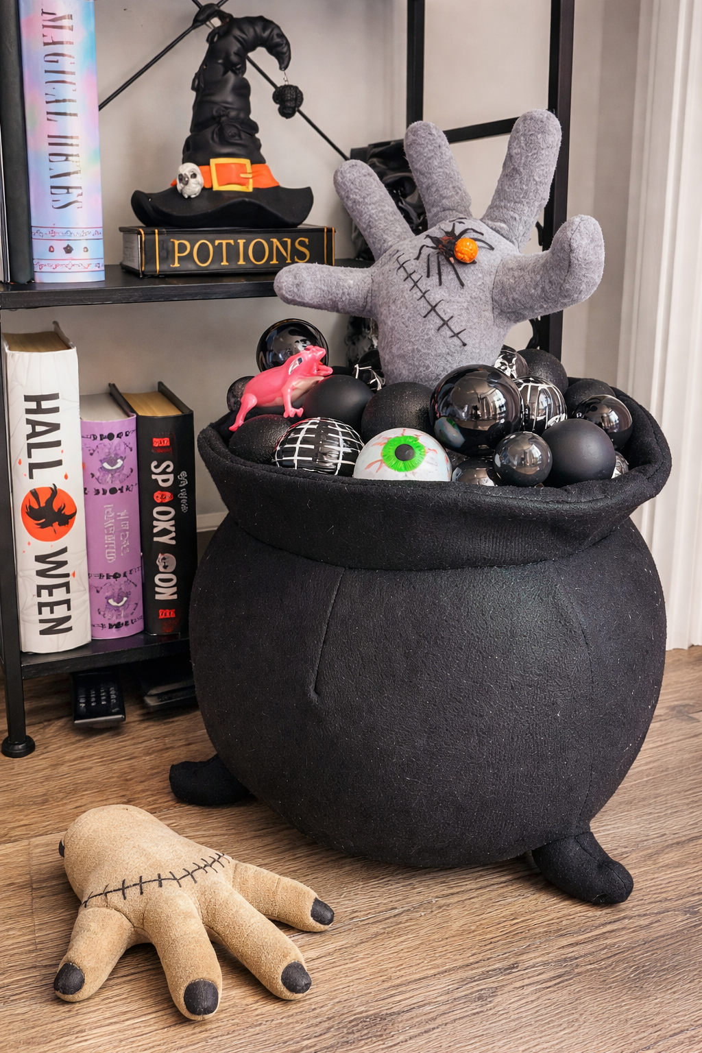Cauldron with Severed Hand Pattern