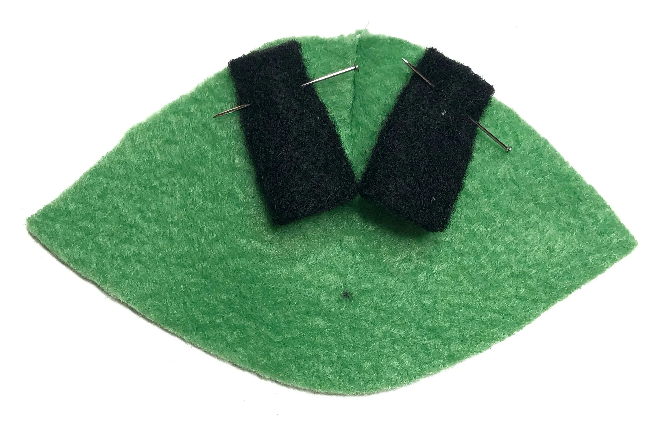 attach plush moues ears.jpg