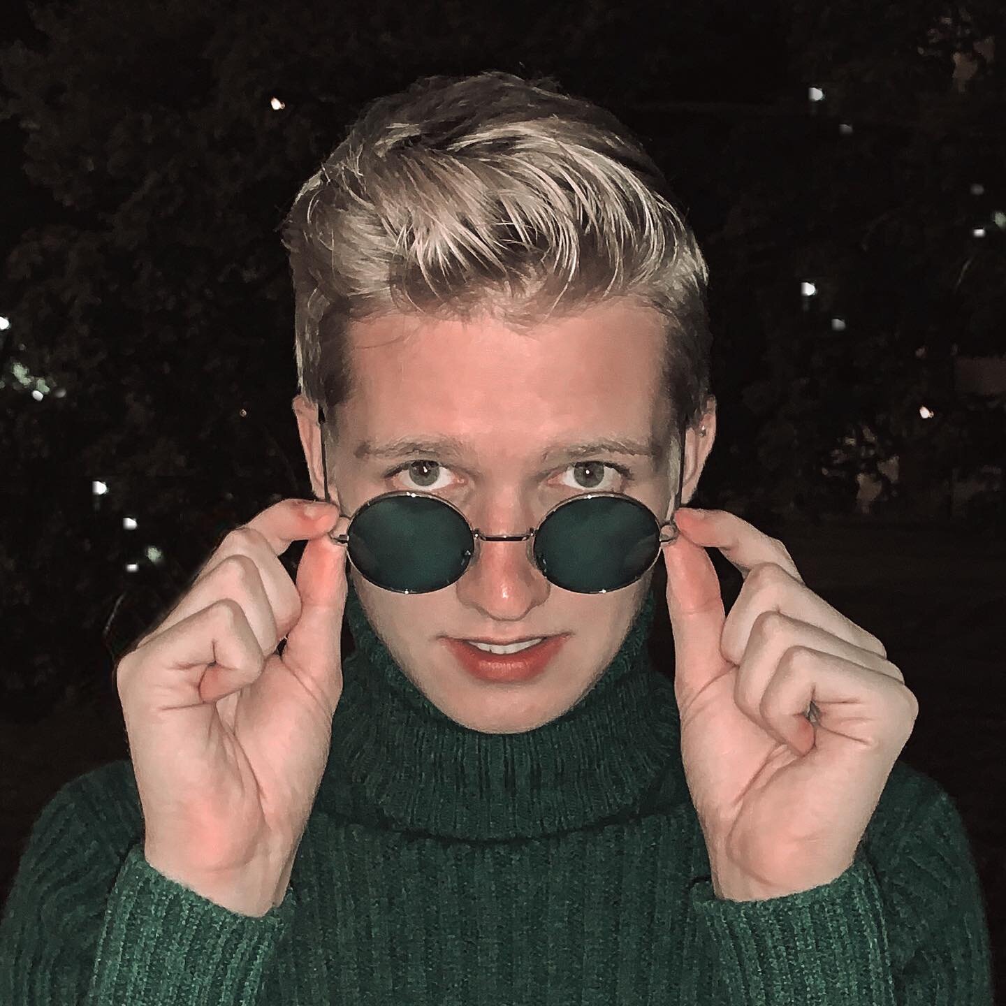 2021 you thinkin what i&rsquo;m thinkin? 
&bull;
#nye #newyear #newyearseve #happynewyear #gay #instagay #gayboy #turtleneck #fashion #me #winter #portrait #portraitphotography #glasses #hello2021