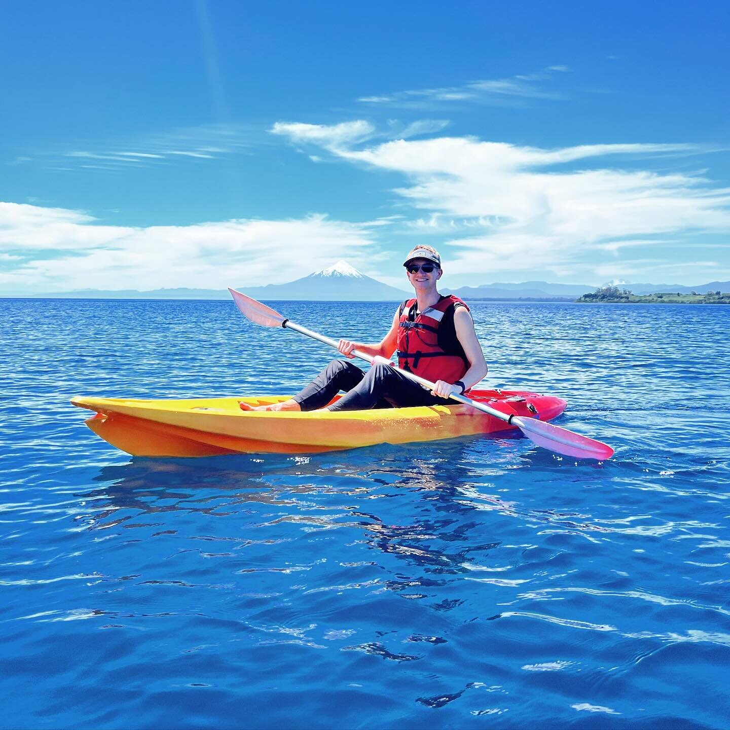 kayaking in patagonia 🗻🛶