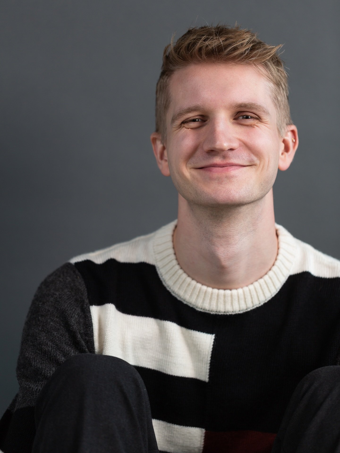 swipe for holiday cheer 🤍🛷
@jamesbarkleyphotography