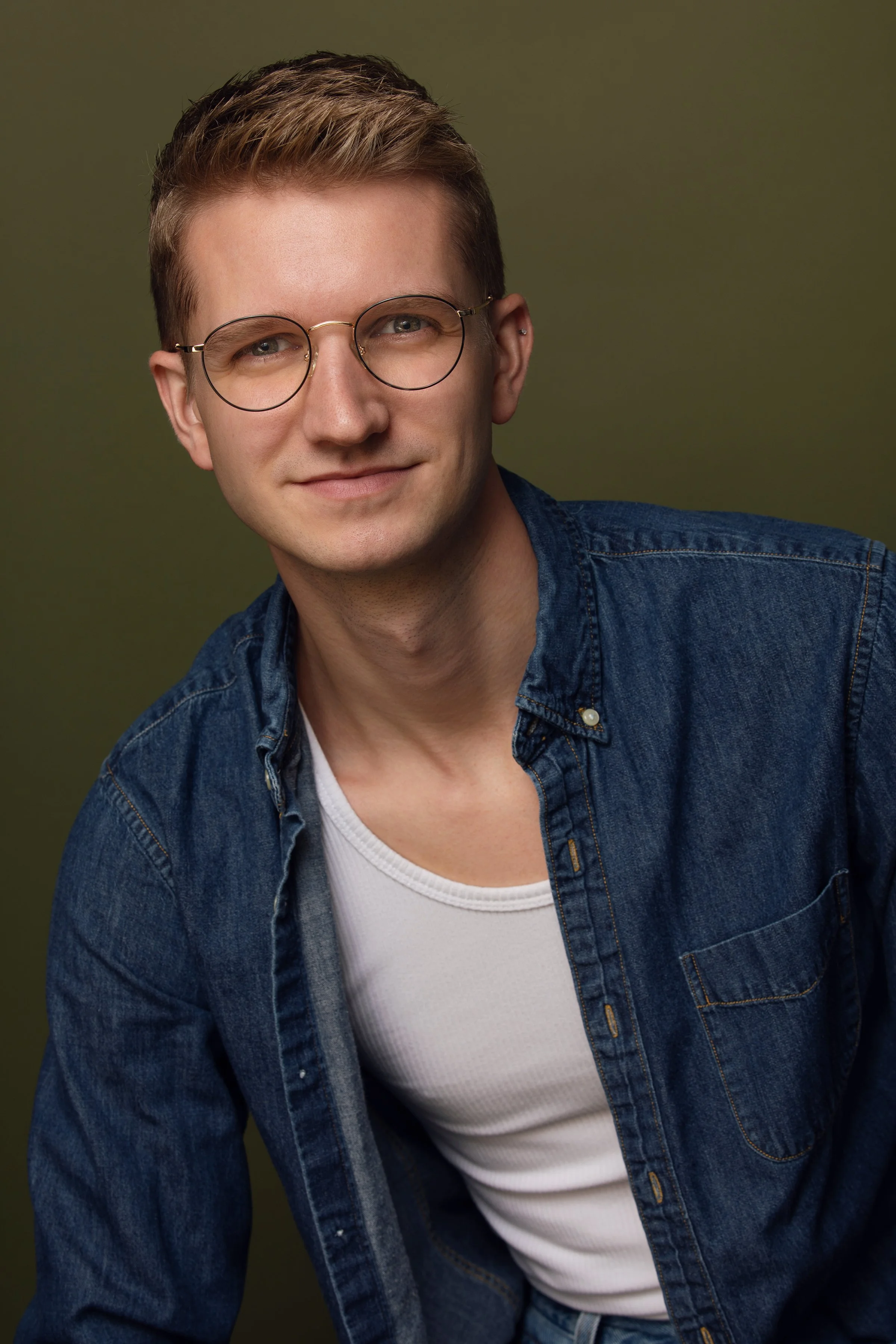 George Mulder Headshot 4.jpg