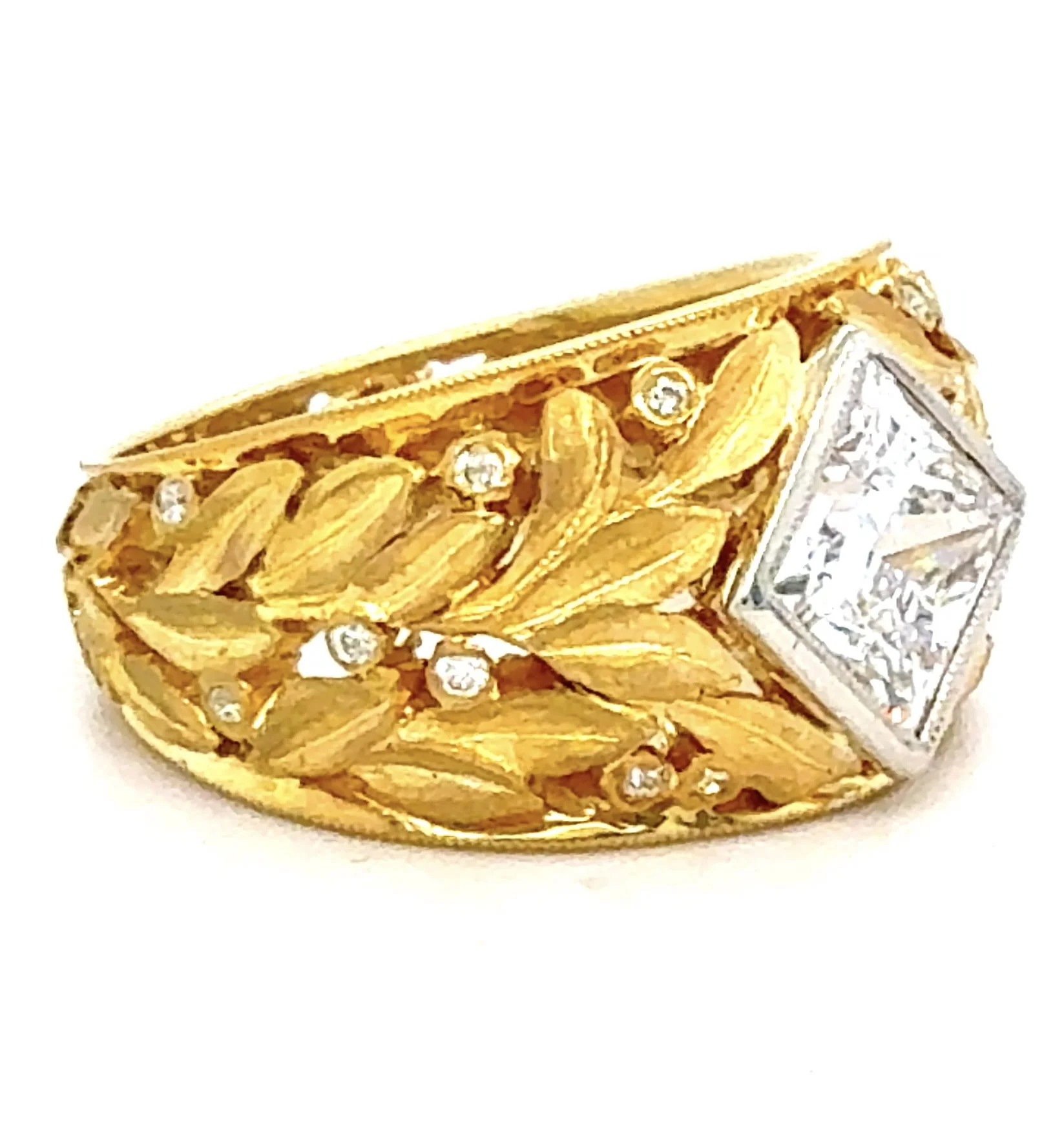 Diamond Laurel Signet