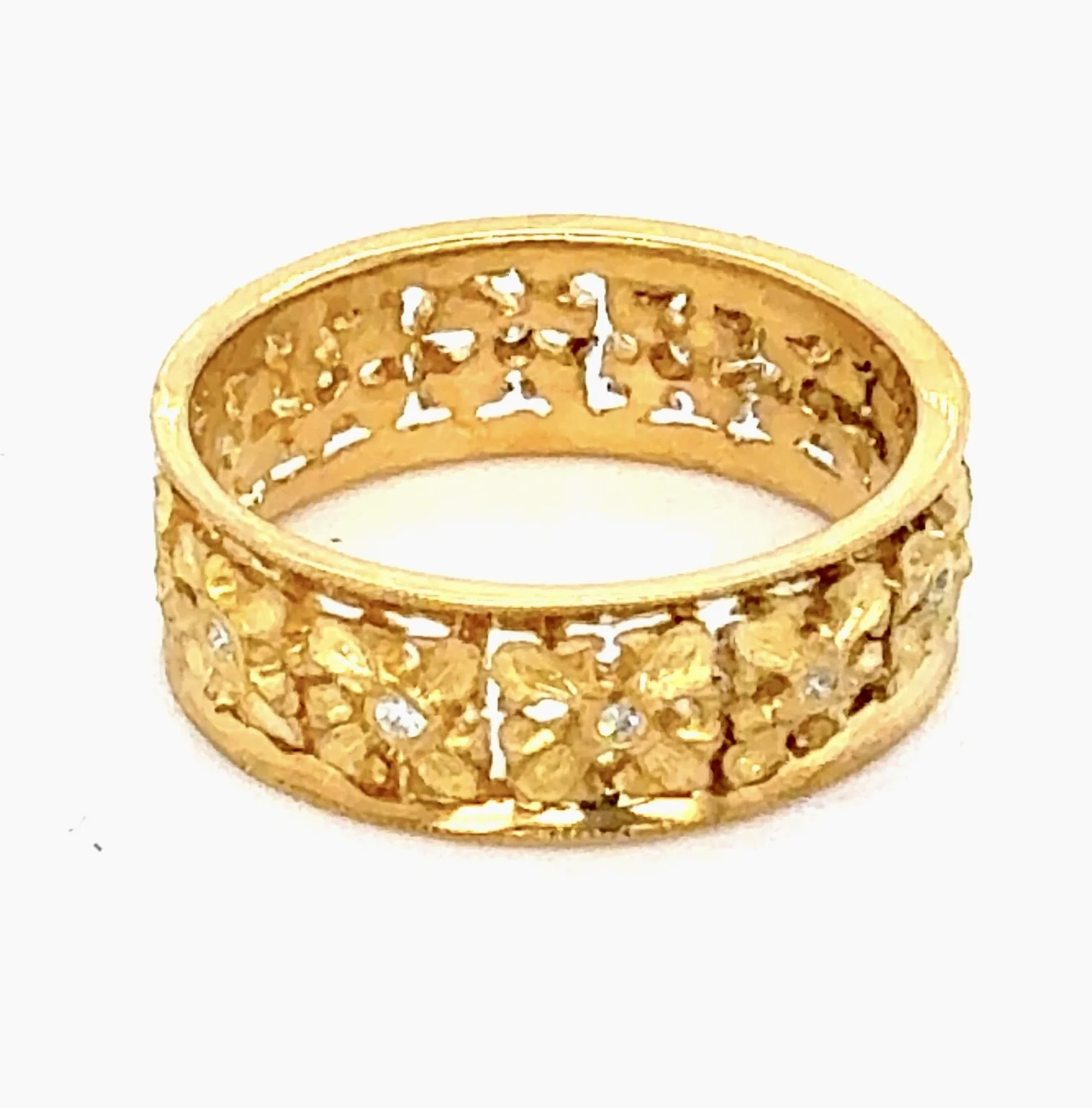 UN-0097_1y2iofi3aik_2025-09-30-13-32-00 3.jpg