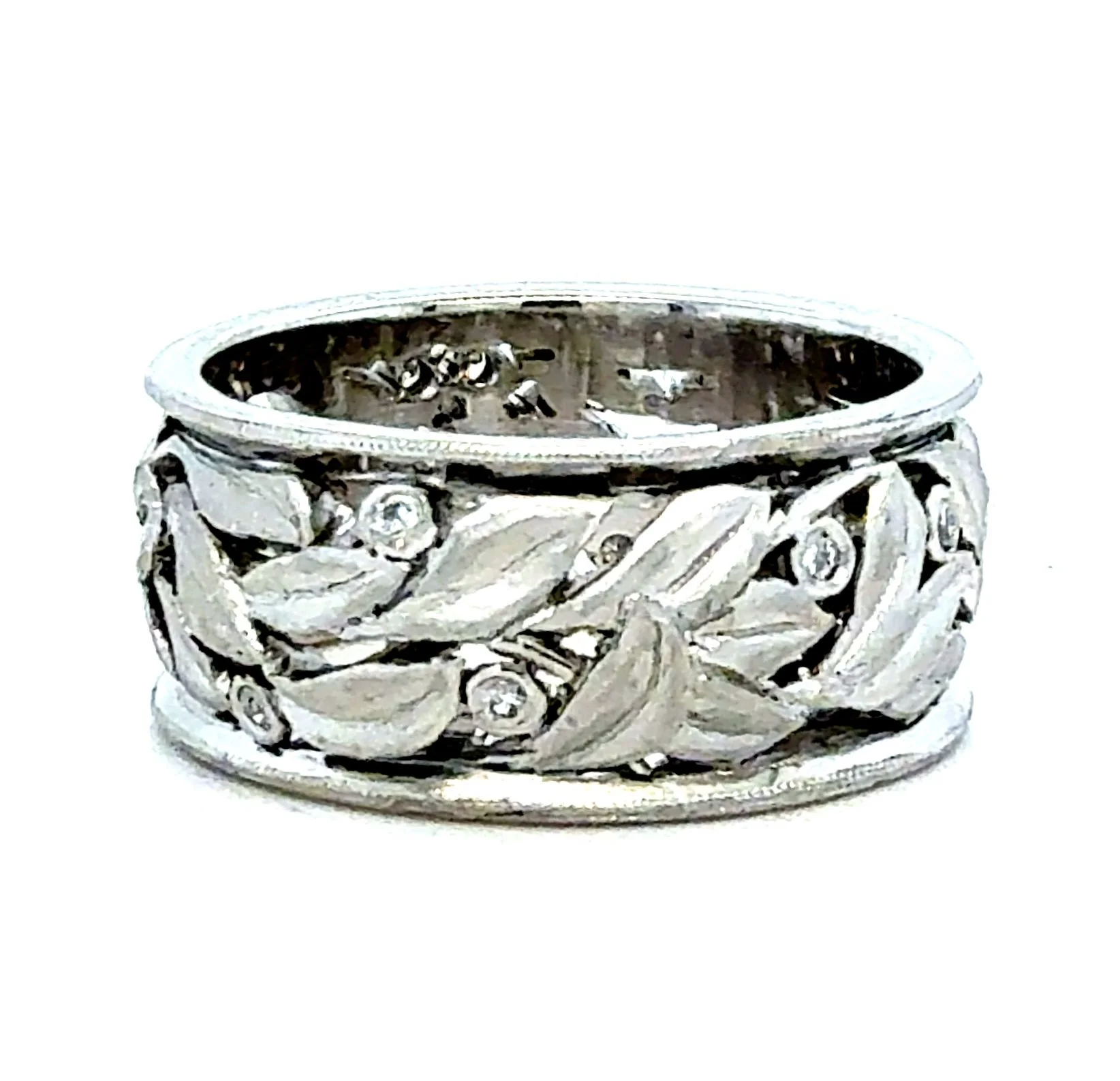 Platinum Random Laurel Band