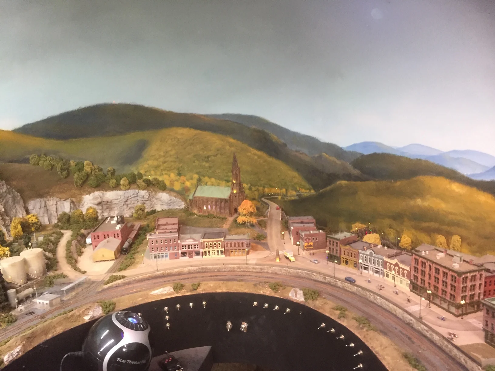 Video: Maxwell Falls — Day