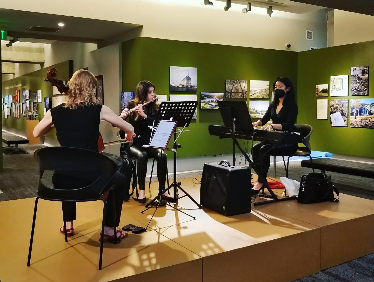 ensemble vim @ the Museum of Design Atlanta, 6.28.22

Thank you so much @modatl for having us! We loved performing a nature-themed program of works by @alicehong__ and Hilary Tann in support of MODA&rsquo;s exhibition: &ldquo;Full Circle: Design With