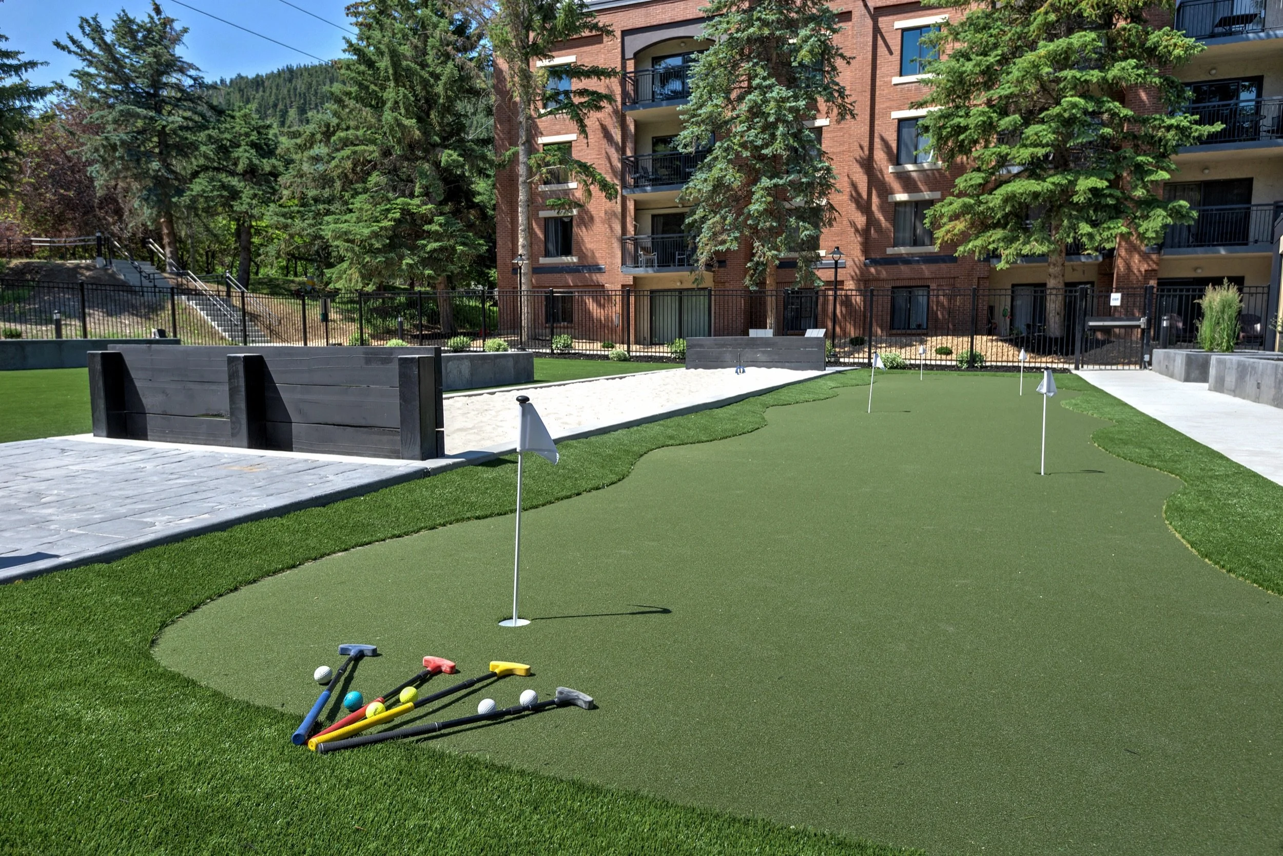 putting-green.jpg