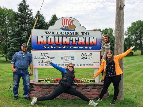 welcometomountain.jpg