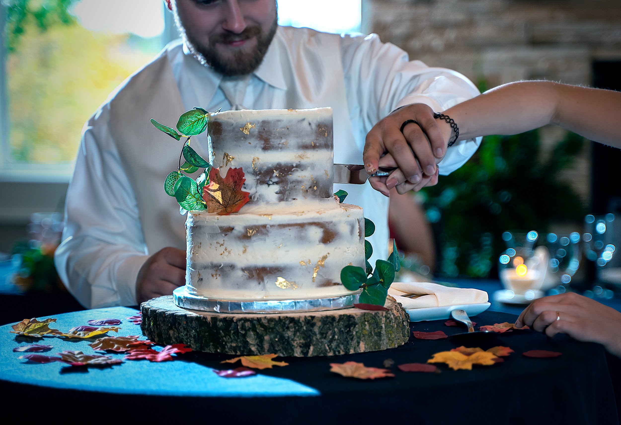 wedding photography at Oak Point Country Club in Brighton Michigan (25).jpg