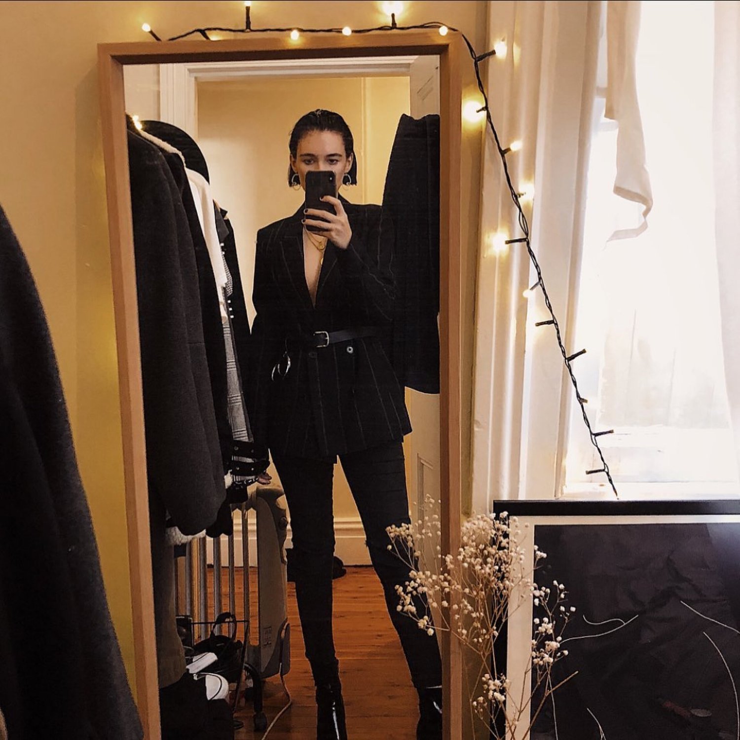 Mom Jeans vs Skinny Jeans — Trendii articles