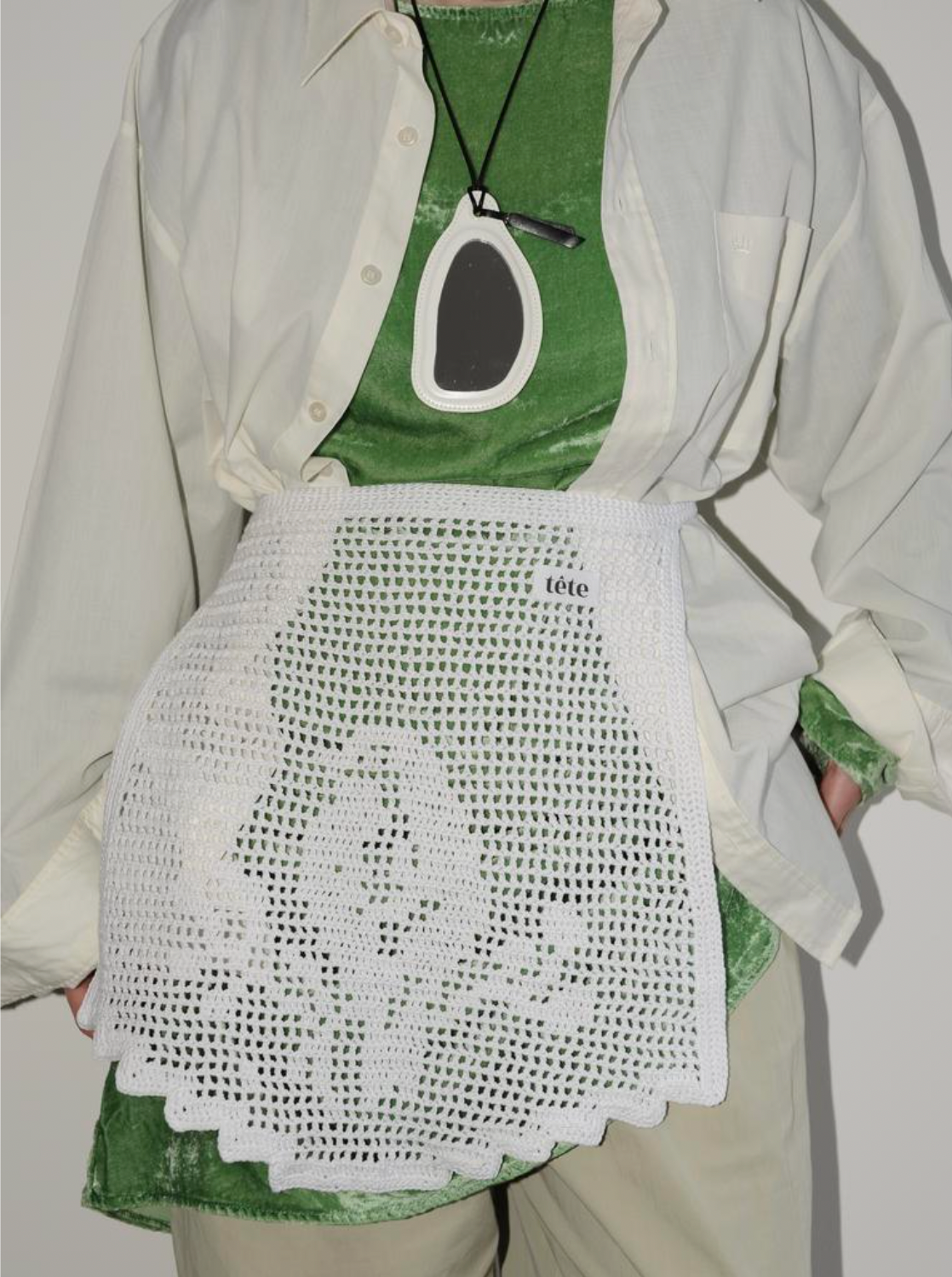 white lace apron fashion