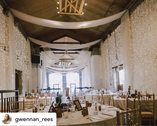 How beautiful does this look? ✨And who cant WAIT to get married here? 😍

#weddingvibes #weddinginspo #weddingwales #welshwedding #barnwedding #pretty #repost #brides #groom #weddingday #weddingdress #weddingphotography #weddingbreakfast #dancing #ca