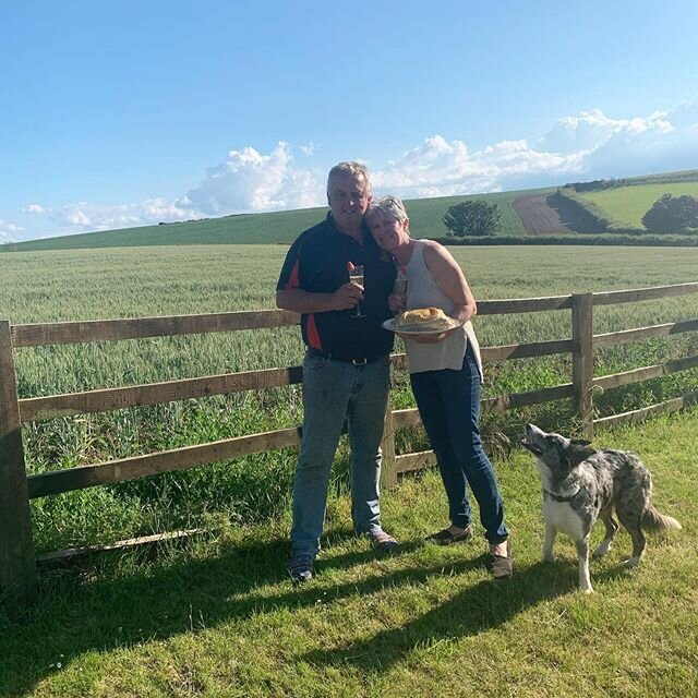 𝟤𝟧 𝓎𝑒𝒶𝓇𝓈 🤍
&bull;
&bull;
Yesterday, Rhodri and I celebrated the anniversary of living in Rosedew Farm! We moved from Lampeter with our eldest, Dafi who was 6 months old into an old caravan in the shed. Time has flown by on this rollercoaster 