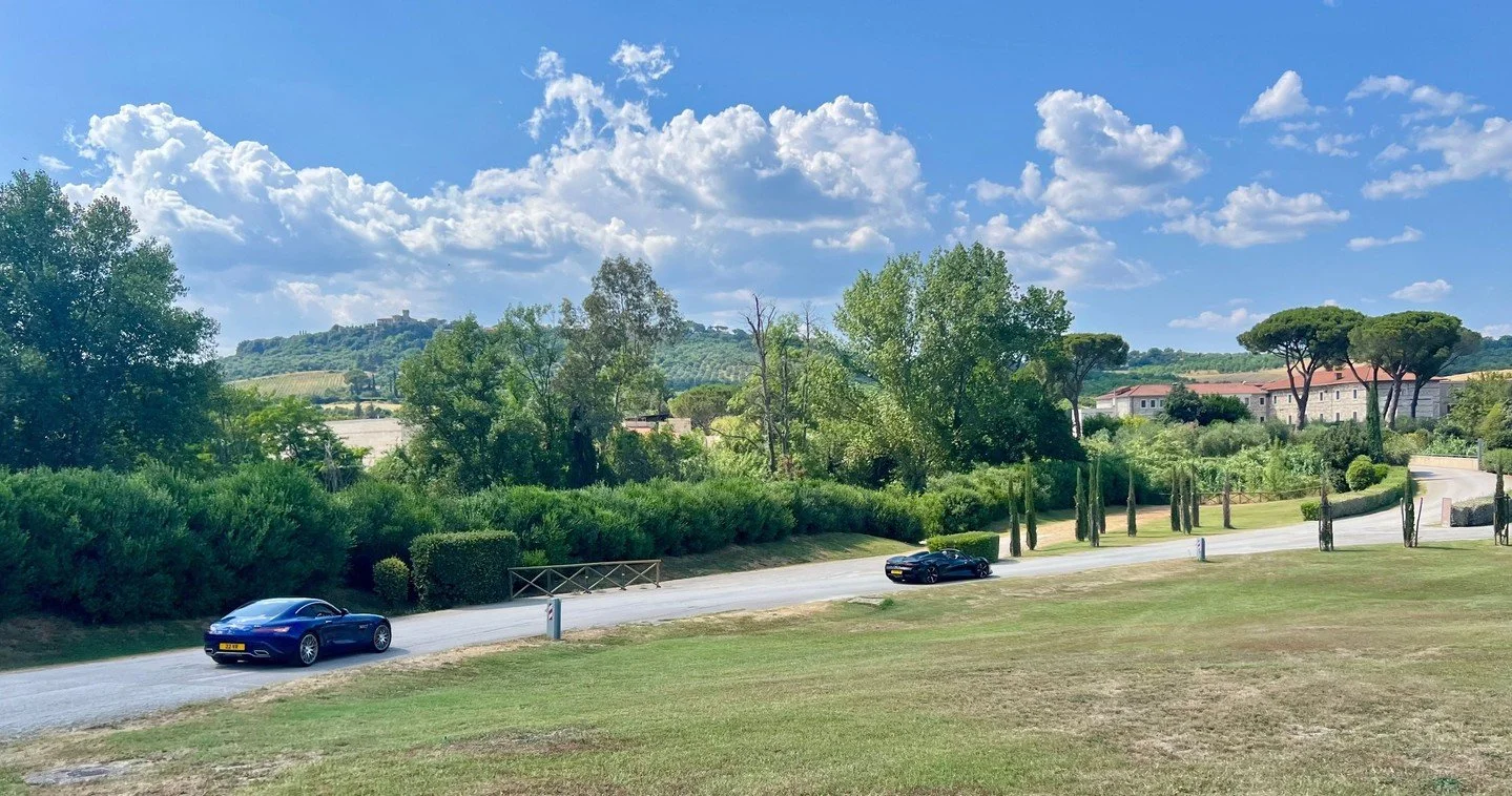 Arriving in Tuscany for the 2025 Giro d'Italia 💨 🇮🇹⁠
⁠
#luxurydrivingevent #drivingtours #tuscany ⁠
#roadtrip #luxurytravel #events #supercar #thesupercarclub #roadtour #travel