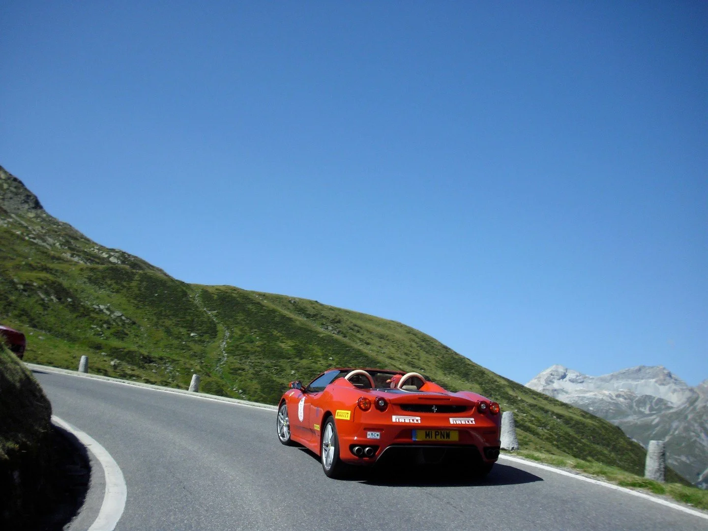 Open roads and blue skies . . . this is why we do what we do ⛰🏁
Send us an email for details on how to join us on our next event, it's going to be epic 🤩
✉️ info@thesupercarclub.com
#thesupercarrun #thesupercarclub #drivingtours #superca