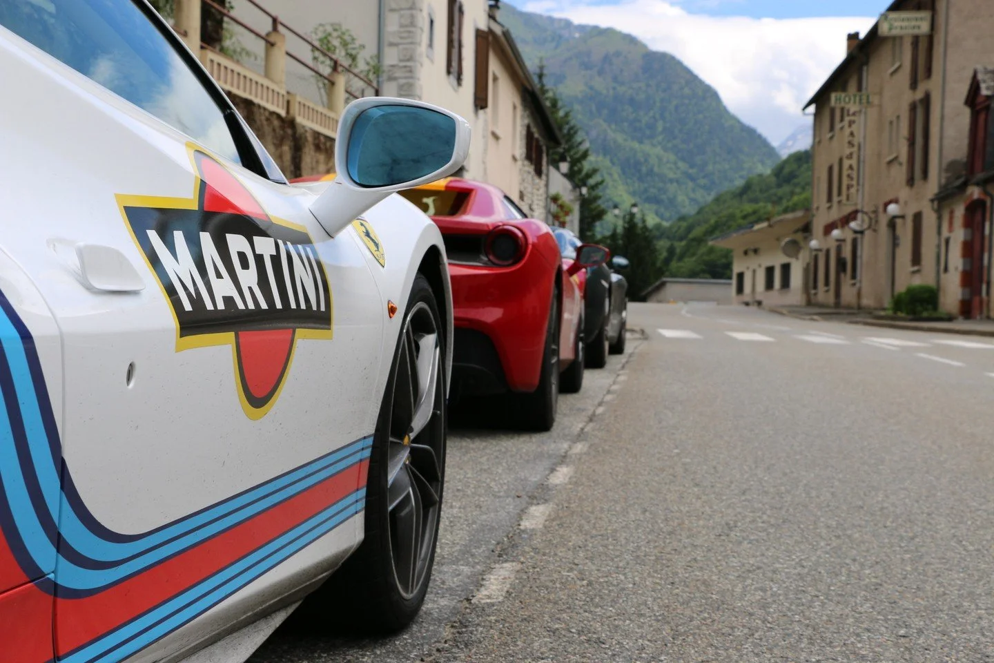 Parked up for a quick pit stop in the Spanish hills 🇪🇸⁠
⁠
⁠
#roadtrip #luxurytravel #events #supercar #supercarclub #thesupercarrun #roadtour #supercardriversclub #supercarownersclub #supercartour