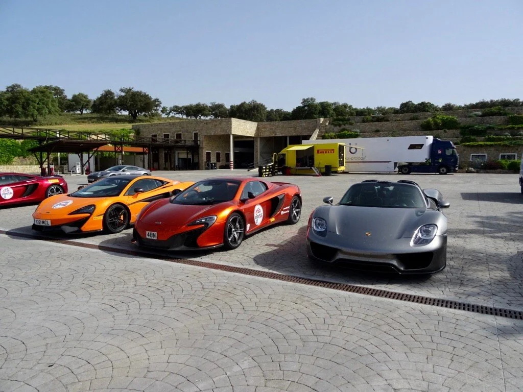 Stunning line up ready for a fun day @ascariraceresort⁠
⁠
#ascariraceresort #ascari #thesupercarrun #porsche #mclaren #thesupercarclub #drivingevents #drivingtour