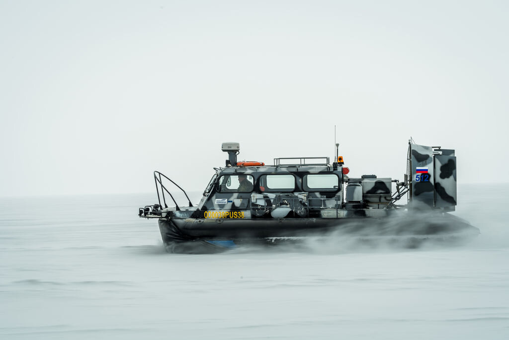 Ice drive crossing Lake Baikal in Siberia 11.jpg