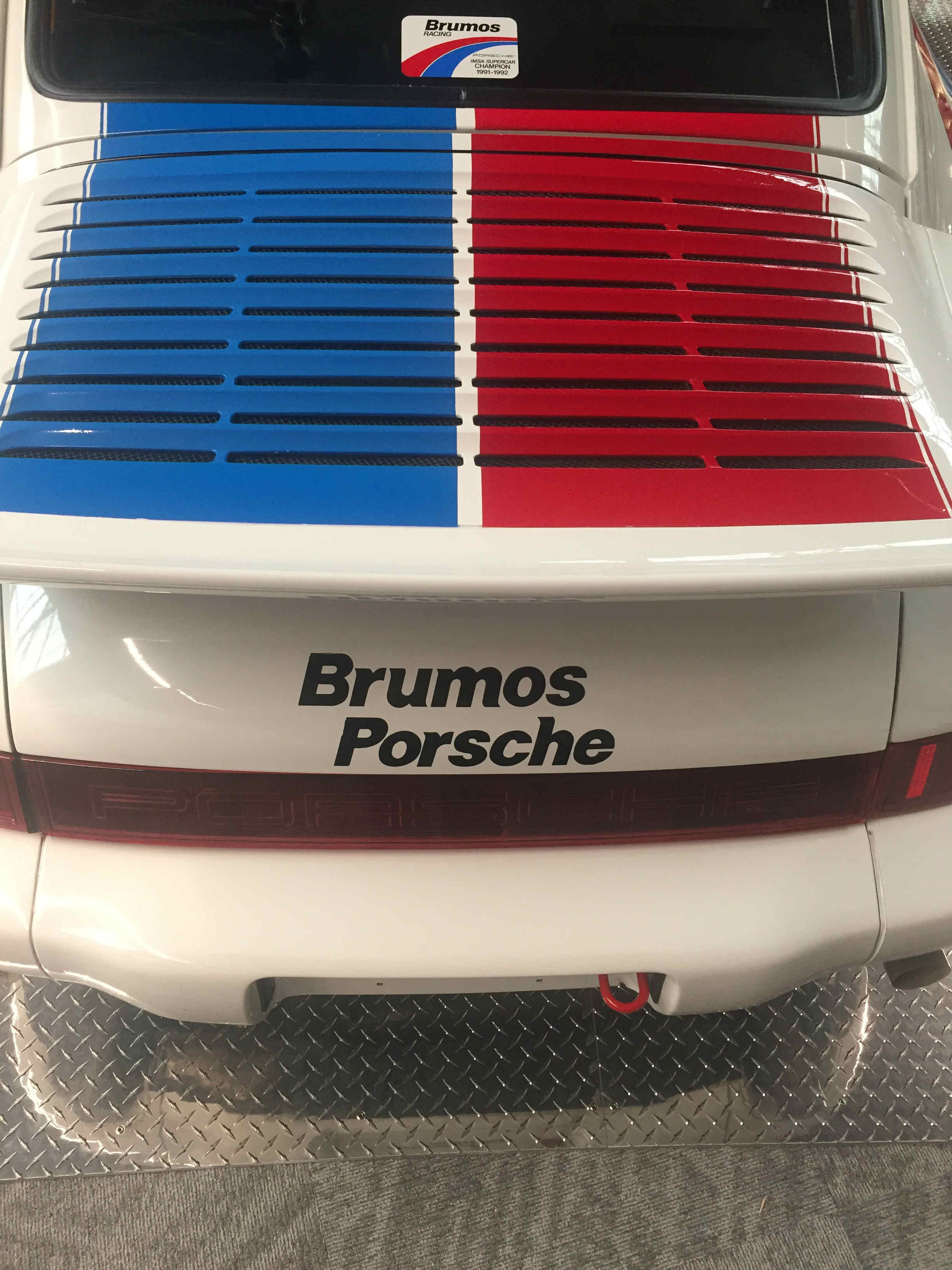 Photo gallery inside the Brumos Collection_Porsche 911 964 Turbo_2757.jpg