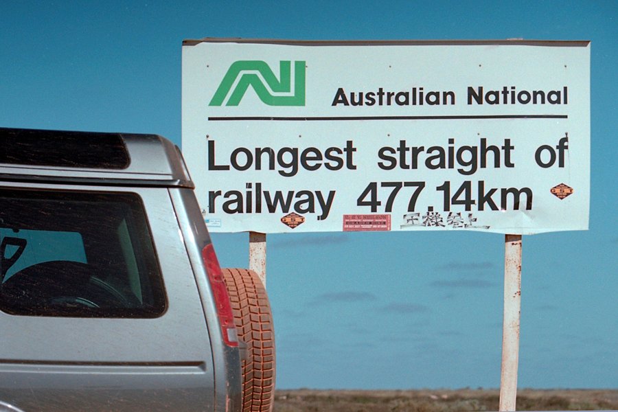 Longest straight railway .jpg