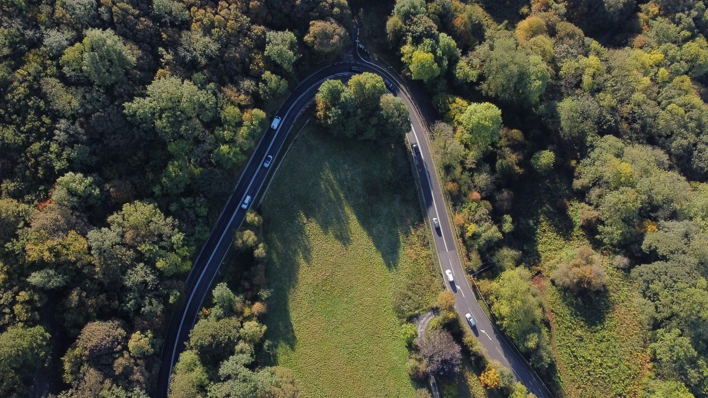 Sutton Bank is a one in four grind that defeats over 120 vehicles every year as it climbs 160 metres, with a single switchback to ease the climb.⁠
⁠
Discover more about this ascent on Detour's yomp across Yorkshire at the link in bio.⁠
⁠
============