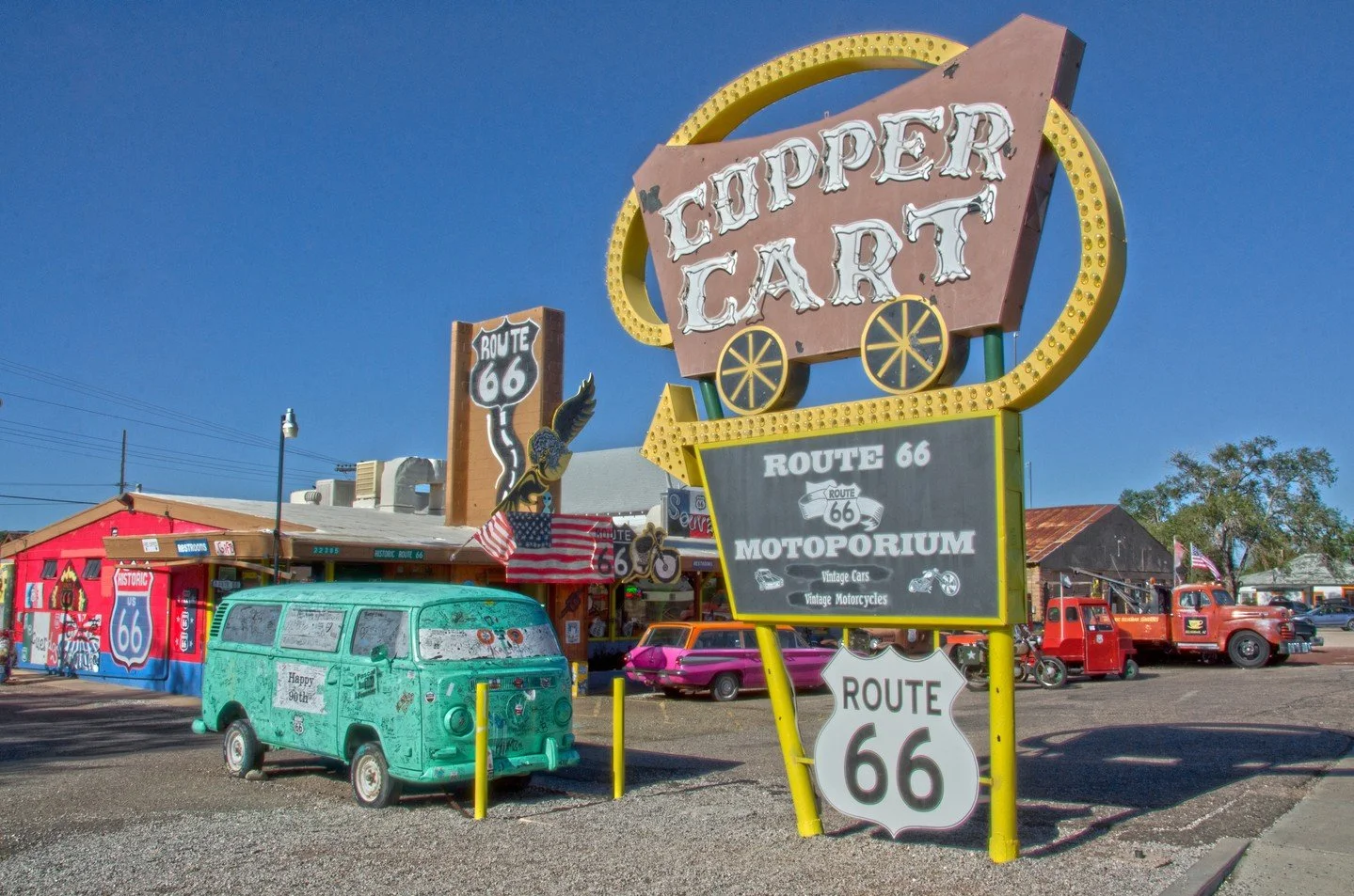 Route 66 is celebrating its centenary so there's never been a better time to get your kicks.⁠
⁠
Along the way there are plenty of Pit Stops to enjoy from Arizona's Motoporium to Oklohama's Pops 66 Soda Ranch and Henry's Rabbit Ranch in Illinois.⁠
⁠
F