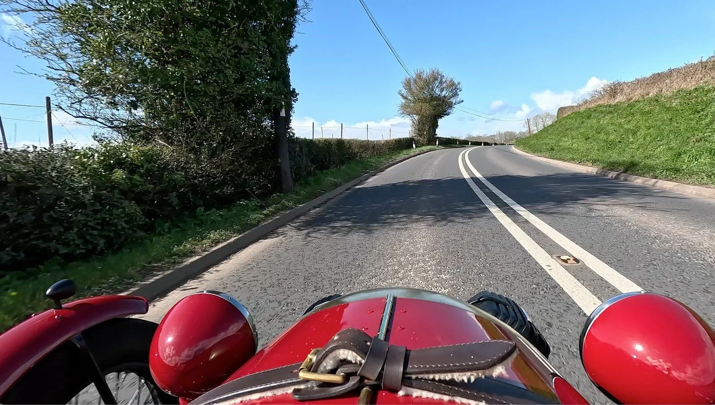 There can be few better ways than to power through three English counties in a matter of minutes than in a locally-built @pembletonmotorcompany T24.⁠
⁠
"Passing through picture postcard villages and winding through forest and open farmland the v