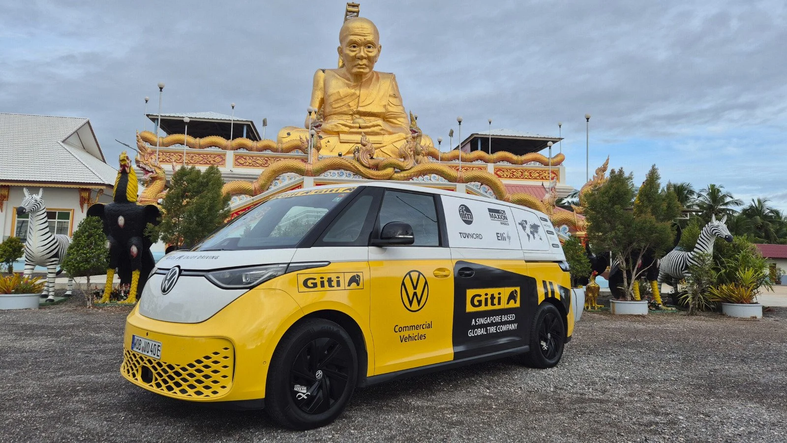 42581-thailand-id-buzz-world-tour-1.jpeg