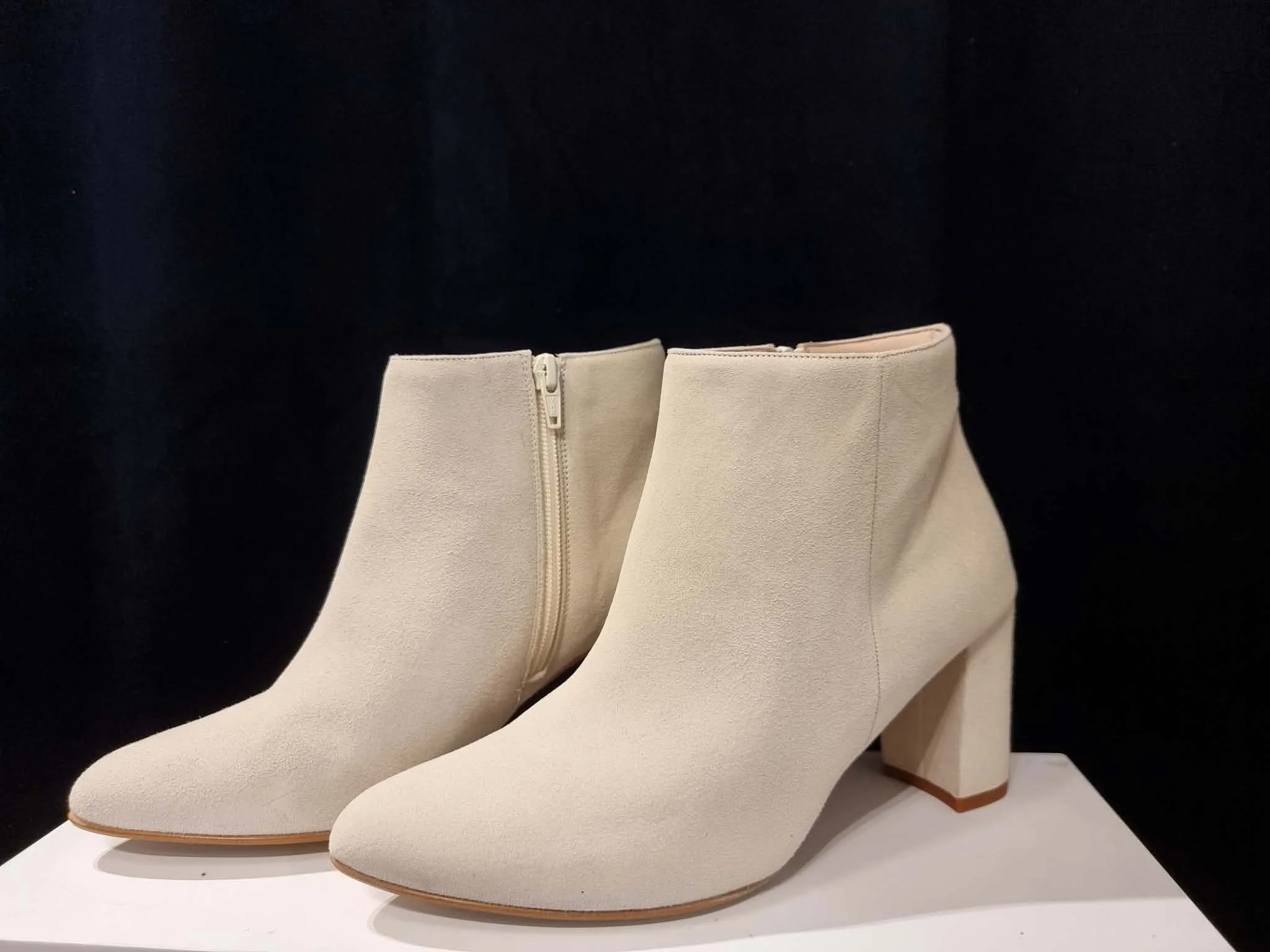 Eleganta Beige Klackskor